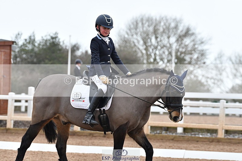 240121A-105805-00517 - Cls 5 Novice 37A