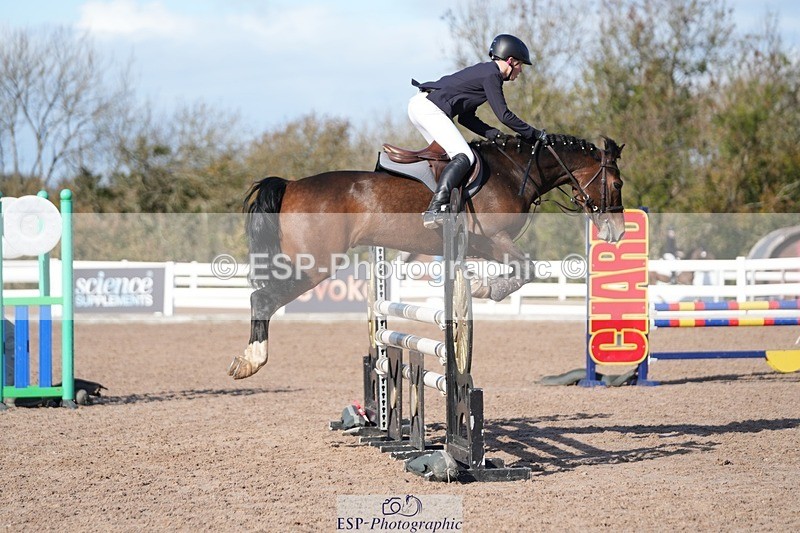 251025-133312-00553 - Cls 10 Pony Newcomers and 1m