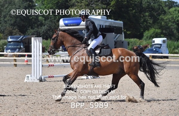 BPP_5989 - CLASS 7 Senior Foxhunter/ 1.20m Open