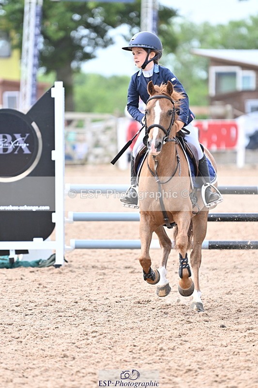 240628A-160926-01374 - Cls 5 Stepping Stones 128cm + 138cm