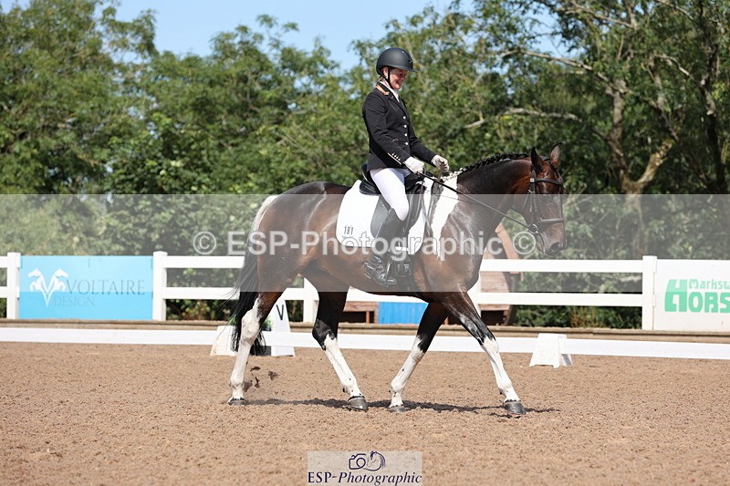 240816A-120908-04362 - 191-Sarah.Tancock-Fairly.Smart