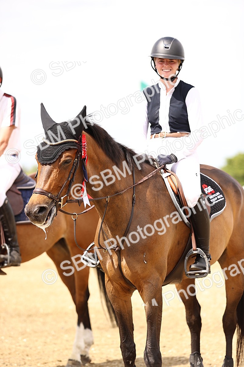 SBM_002138 - Class 16 - GFS Senior Newcomers 1.25m