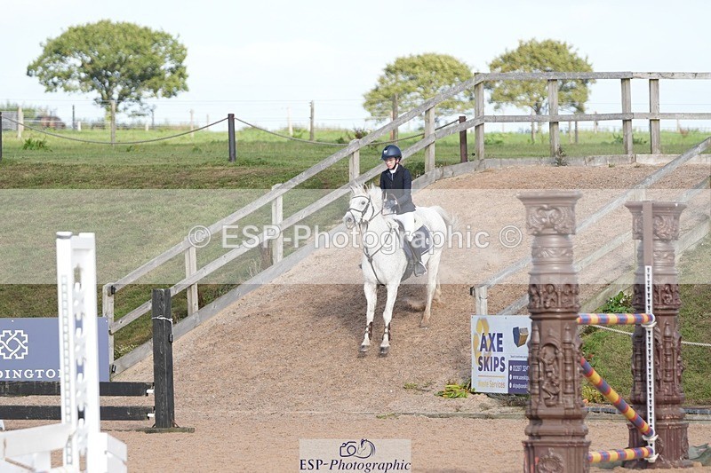 260926-154501-01288 - Cls 13 70cm Speed Derby