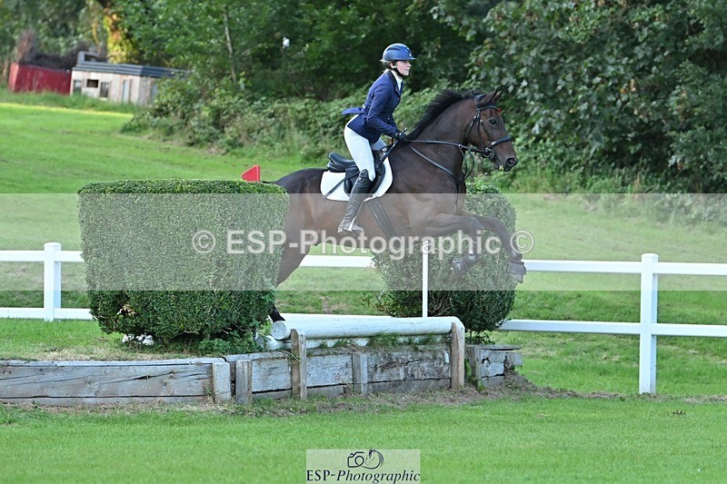 230909-184754-08124 - Cls 14 Snr 1m Derby