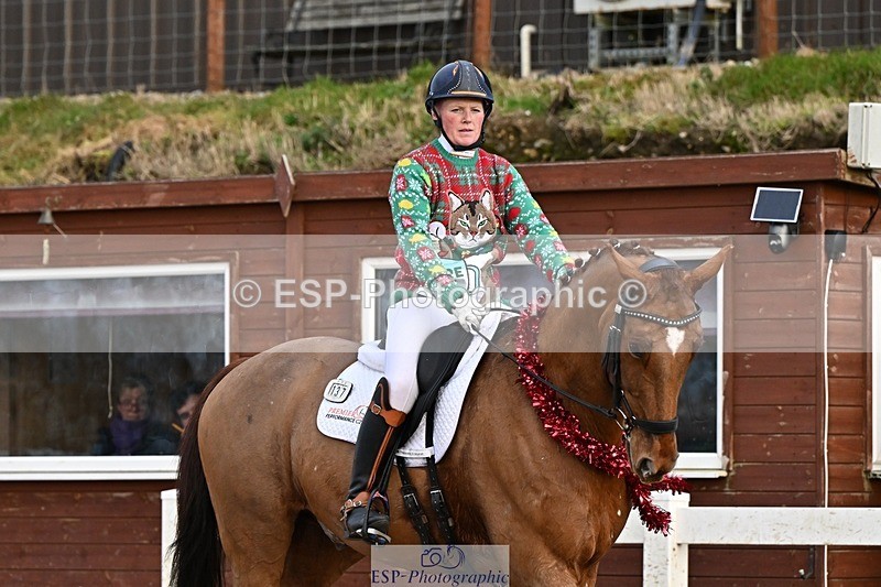 241214-150730-03106 - 137-Tyler.Bradshaw-Gijsbert