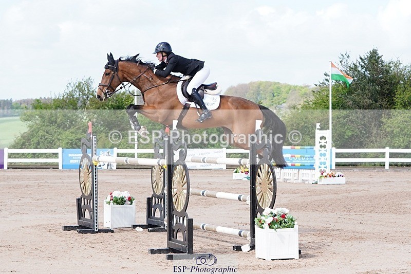 250427-110732-16119 - Cls 4 - 2 Star Small Tour