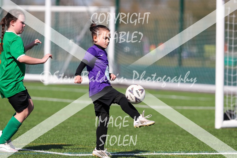 1DX20325 - 2026-03-21 FC Abbey Meads U9 Purple Girls V Stratton Juniors FC U9 Pheonix Girls