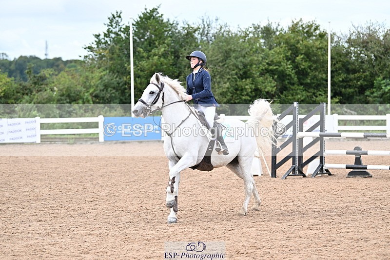 240908A-140528-04256 - Cls 20 A&B Pony Newc & 1.00m Opem