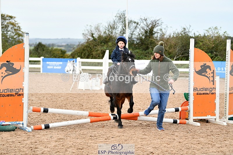 241013B-093533-00225 - Cls 1 Clear Round