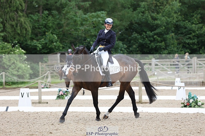 240524-092136-07144 - 254-KILBUNNY_RIOJA-Kate_Penny