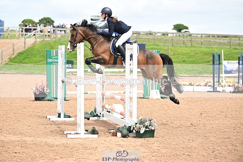 240630A-140911-14035 - Cls 25 HOYS 138cm Qualifier