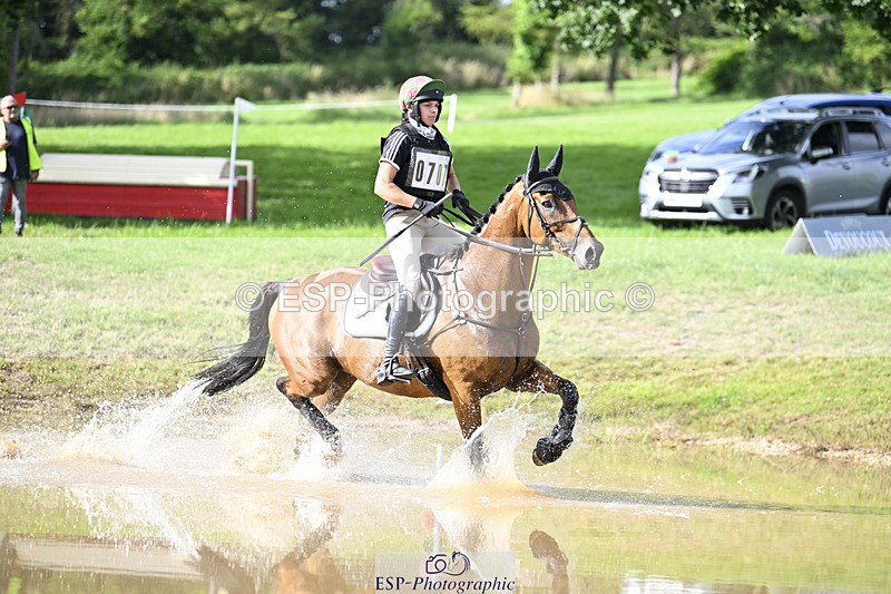 240804-173132-18960 - 707-Georgina_Ewell-THE_WORTHY_BRAT