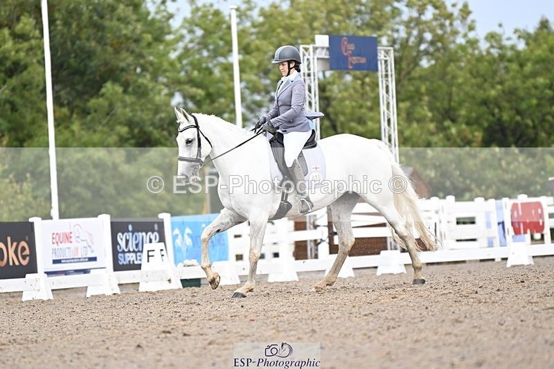 250907-105031-06367 - 070-Charlotte.DoreyDeards.Silver.Bounce