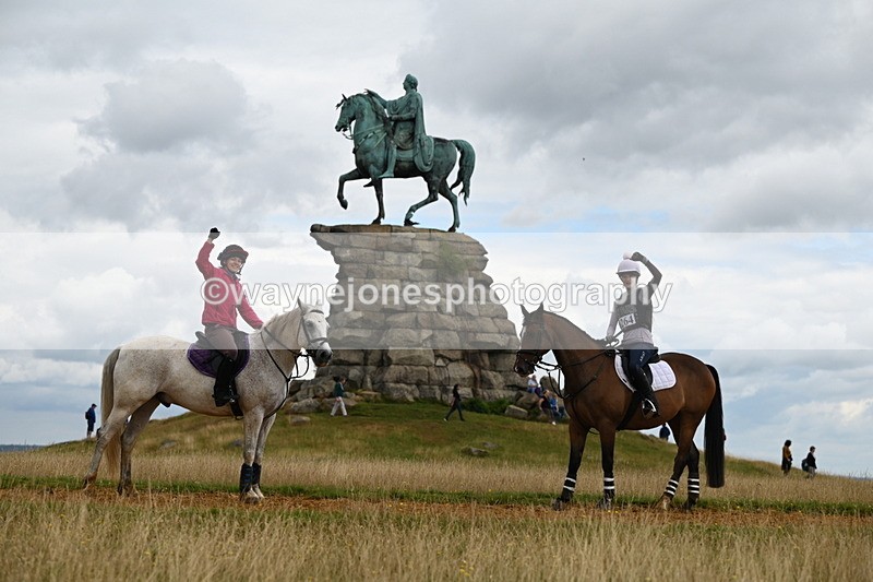 DSC_7233 - Time at Statue 12:45 to 13:15