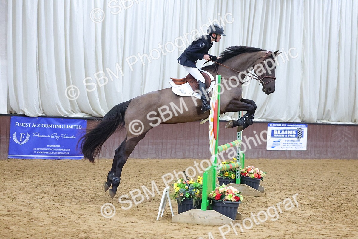 SBM_001484 - Class 14 - Nupafeed Supplements Senior Discovery/ 1m Open - First Round (1.00m)