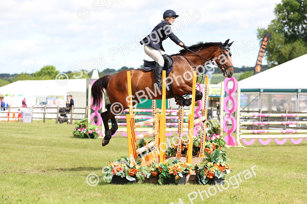 SBM_13609 - Class 206 - Senior Newcomers - 1.10m Open