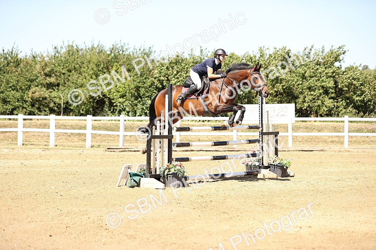 SBM_015075 - Class 16 - Senior foxhunter - 1.20m Open