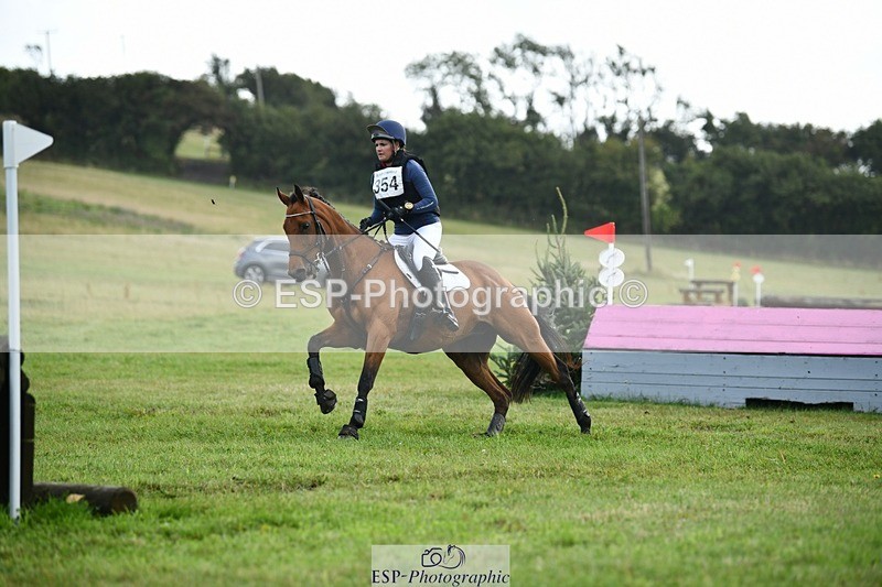 250831-102400-05961 - H-354-Issy.Colwell