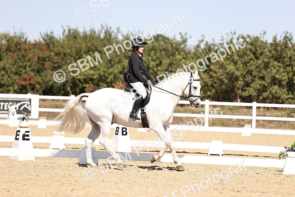 SBM_004957 - Class 12 - Novice 5 - 12.02-12.44