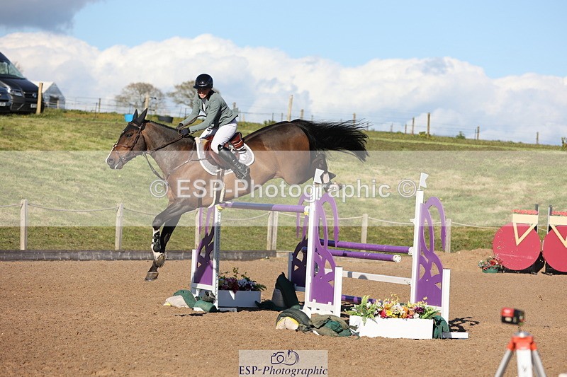 240419A-174329-09953 - Cls 10, 2 Star Big Tour 145cm  Break to End