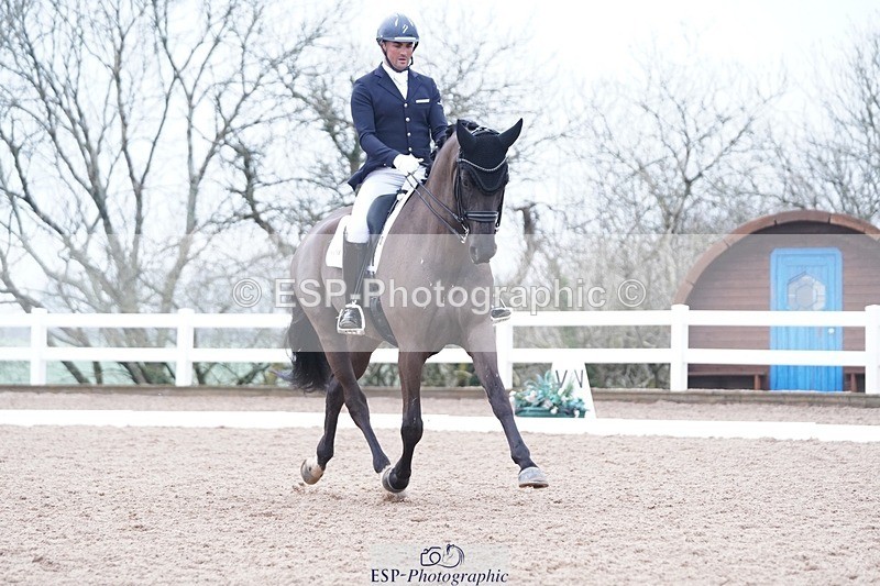 250214-140436-02392 - 127-Jezz.Palmer-Toddington.Debut