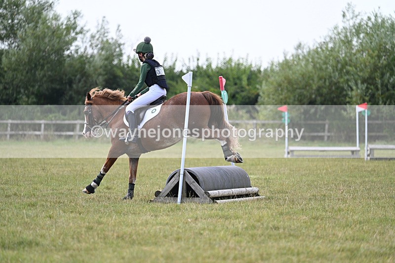 WJ7_7157 - 60cm XC Time 13:22 to 13:53