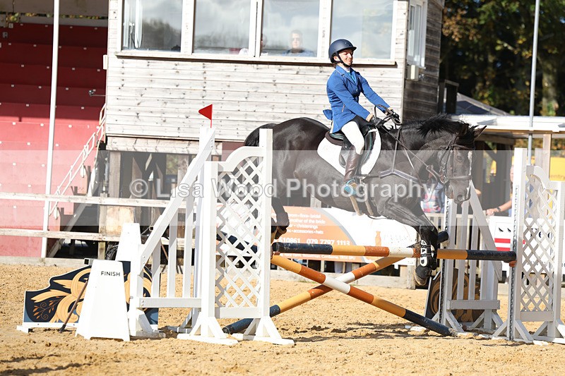 3E7A5558 - Class 10: 90cm open