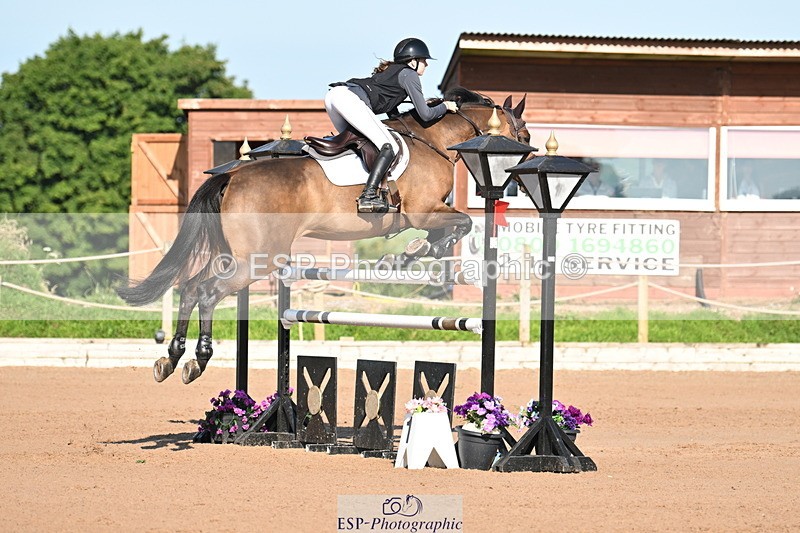 240719A-083150-09326 - Cls 18, 1 Star Gold Tour 1.35m