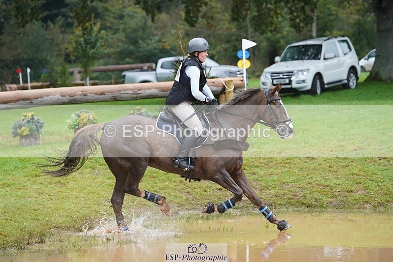 231021-104026-13853 - 639-TRAQ.TIME-Madeleine.Ellis-SC+XC