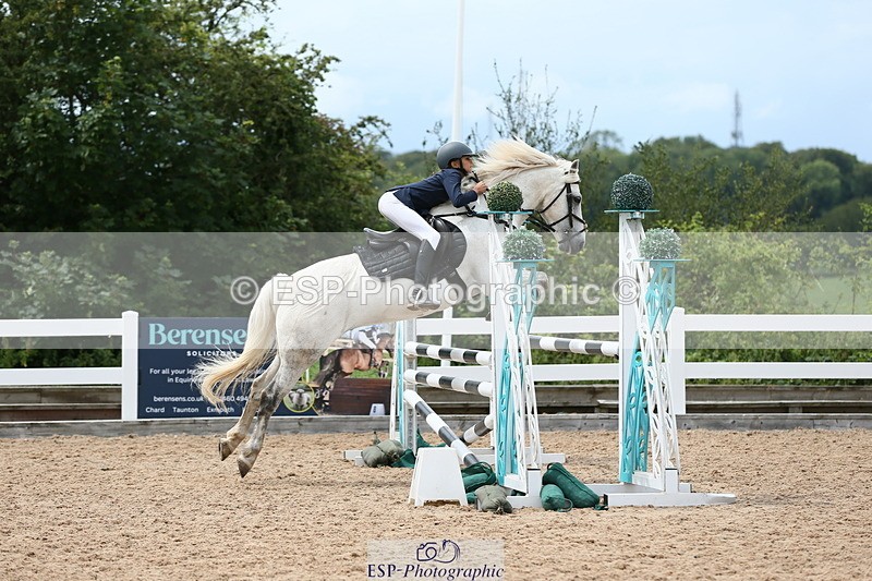 230716A-140041-03833 - Class 24 Junior 1.05m Open