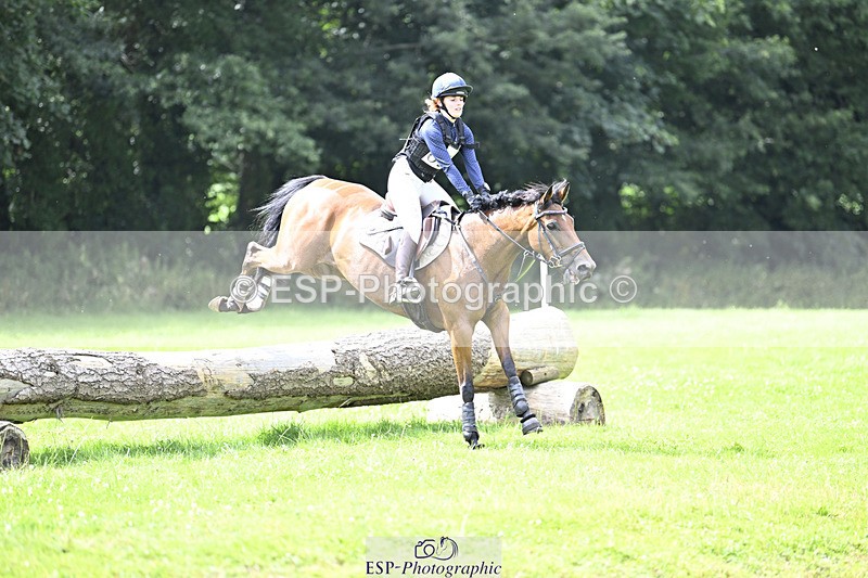 240804-153540-18315 - 652-Tessa_Arthur-FIDGET