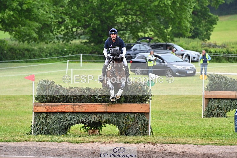 250524A-131603-10833 - B-372-Stephen.Heal-HISCO