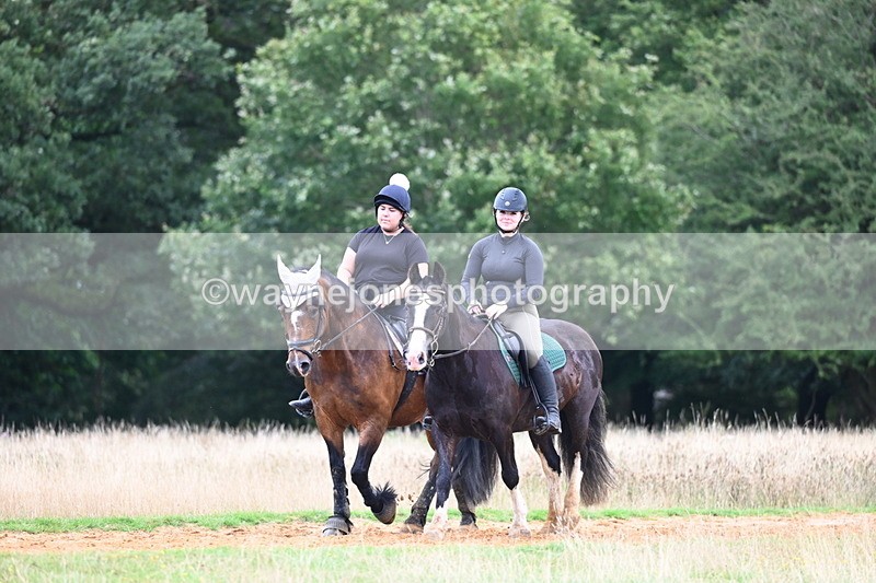 DSC_5200 - Time at Statue 11:46 to 12:16