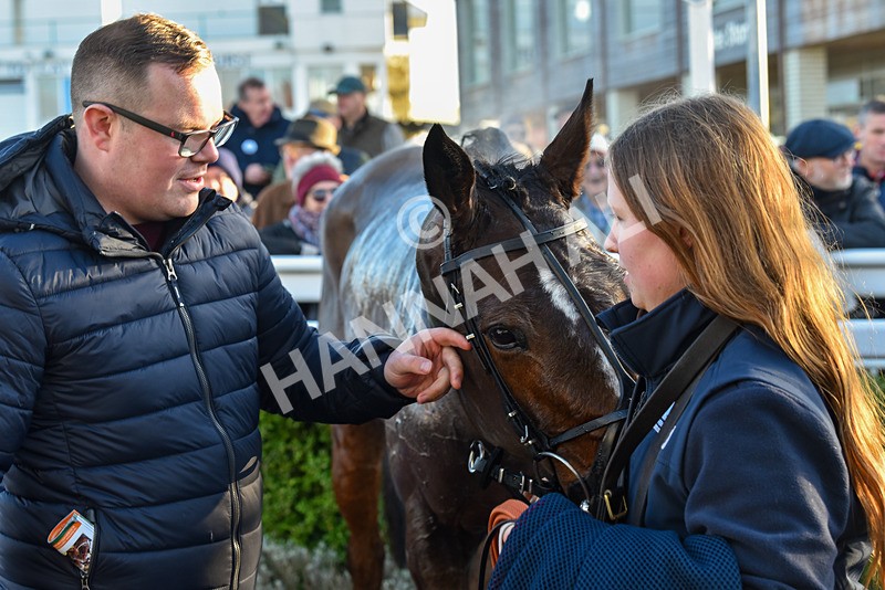 191223-Race 1-Blue Bikini-8847 - Race 1