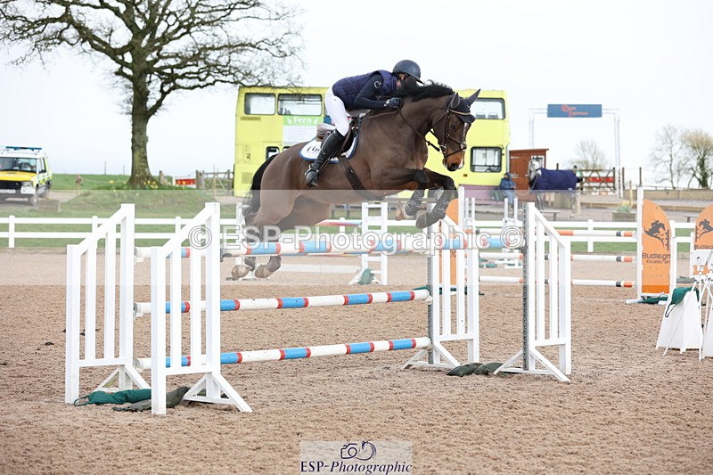 240223A-151801-02242 - Cls 6 Foxhunter and 1.20m Open