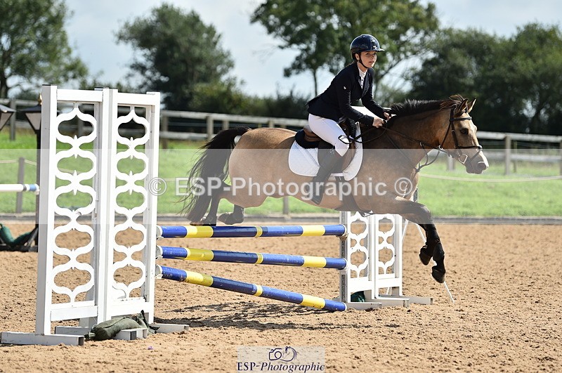 230902A-131328-01358 - Cls 3A Pony Medium 80cm