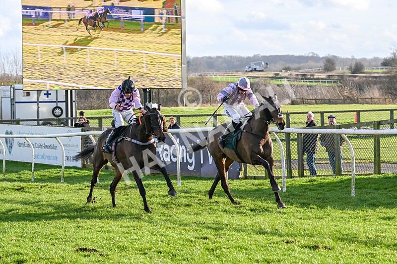 120224-Race 4-Val Dancer-1402 - Race 4