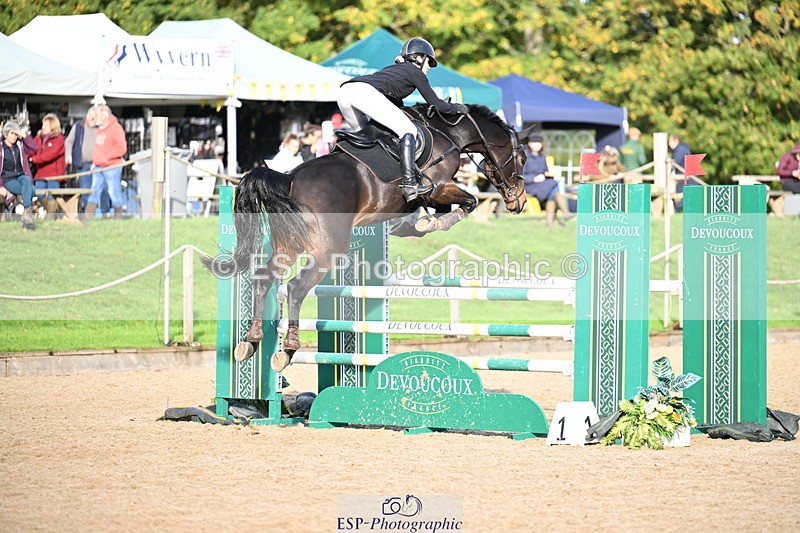 251024A-104429-06556 - B-148-Tarka.Abraham