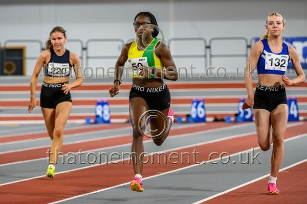 SeniorInd25-924746 - Track Female Set One