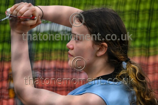 Opener25-923754 - Field Female