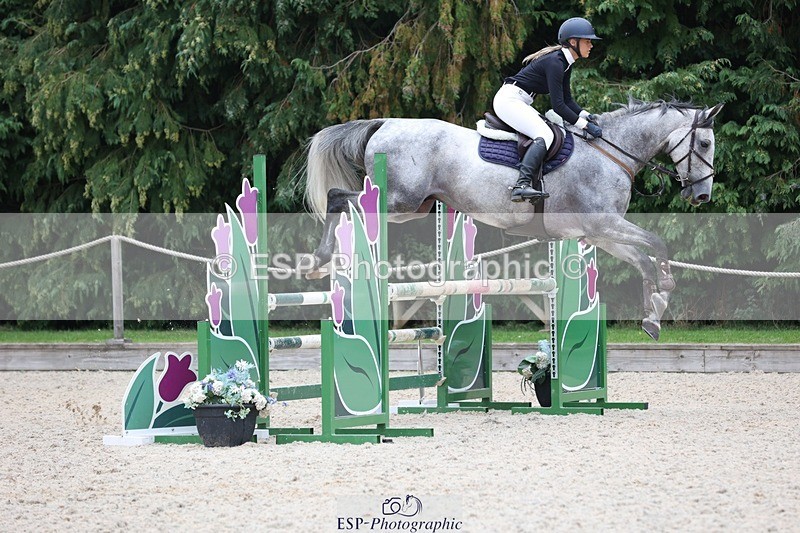 230908-171959-03249 - Cls 9 Snr Newcomers & 1.10m Open