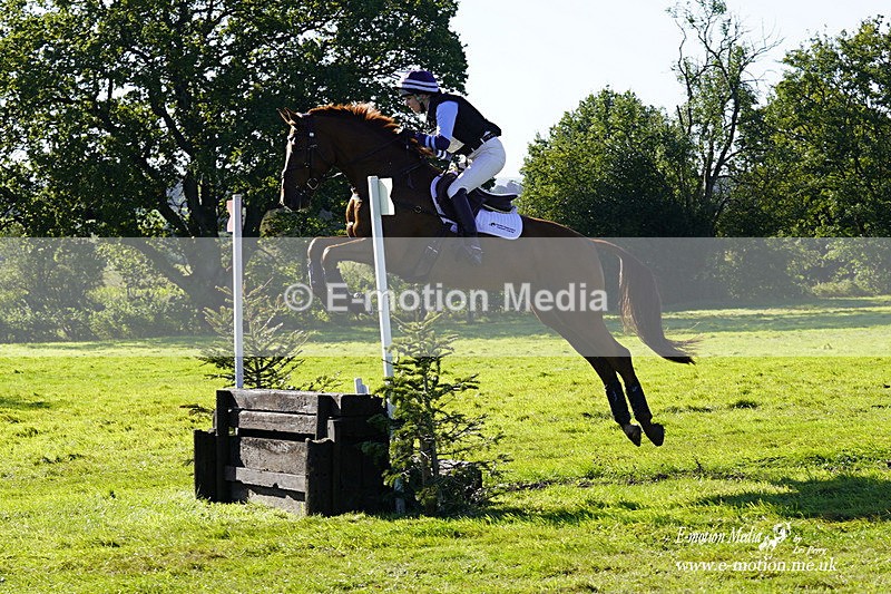  WWHT 031021 718 - WWEC Novice Restricted (0.80m) 18/10/20