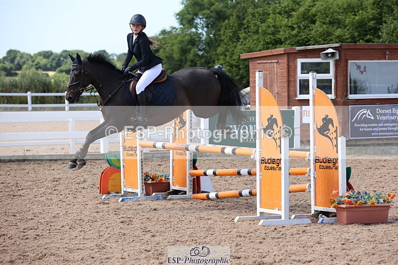 240629A-105646-04332 - Cls 17 Discovery and 90cm Open