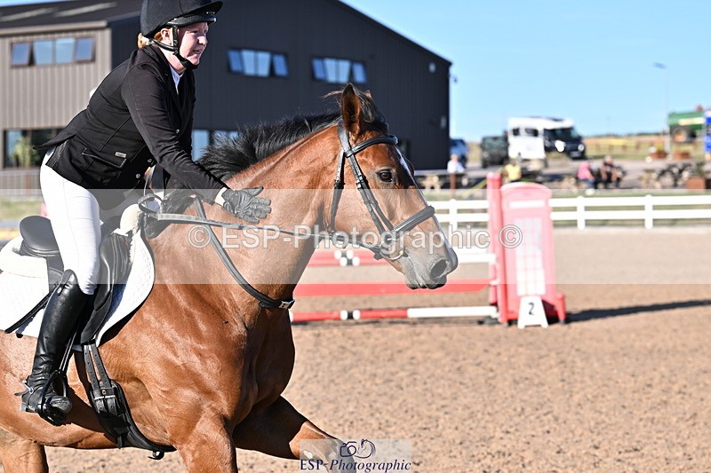 250708A-190419-00727 - 100cm Classes