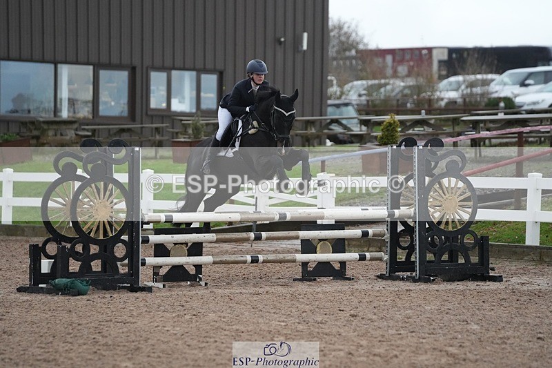 251109-084052-03052 - Cls 15 British Novice and 90cm Open