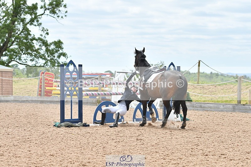 240609A-140655-06021 - Cls 19 Snr Foxhunter and 1.20m Open