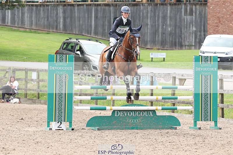 240804-164025-16995 - 751-Jess_Rimmer-SIR_HENRY_HALL