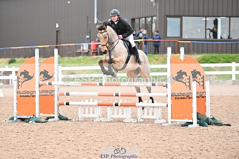 250112-120132-01208 - Cls 19 Snr 1.05m Open