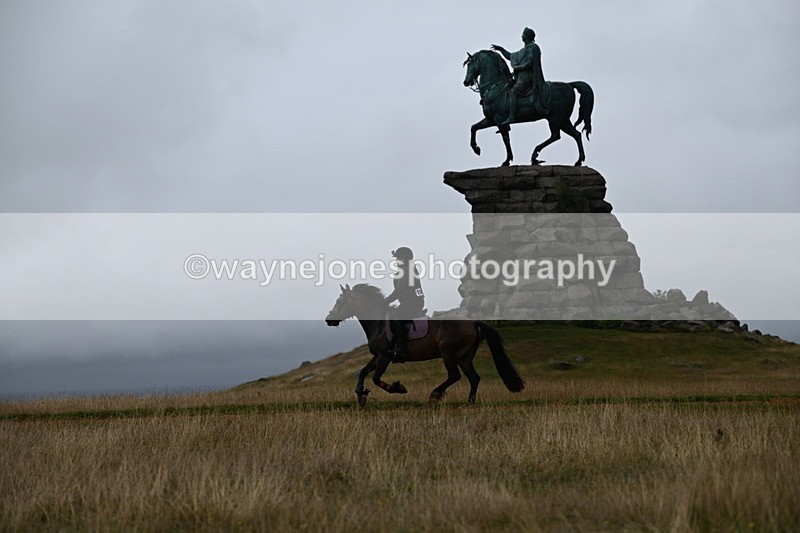 DSC_1904 - Time at Statue 12:13 to 12:32