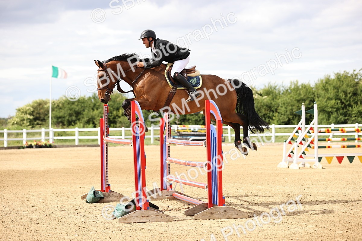 SBM_003506 - Class 13 - Senior Foxhunter - 1.20m